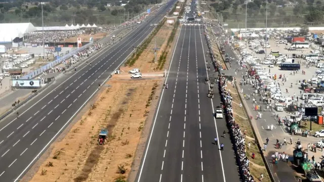 gorakhpur-panipat-expressway-750-km-stretch-to-reduce-balrampur-haridwar-travel-time-to-6-hours-connect-siliguri-eway-purvanchal-western-up