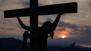 good-friday-2025-will-april-18-be-a-free-day-in-us-dont-miss-this-good-friday-holiday-update
