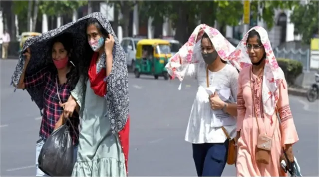 delhi-weather-imd-forecasts-dust-storms-strong-surface-winds-over-next-few-days-offering-brief-relief-from-heatwave