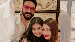 Aishwarya Rai And Abhishek Bachchan Put End To Divorce Rumours With This NEW Adorable Photo, Fans Say 'Finally Sab Theek Ho Gaya'