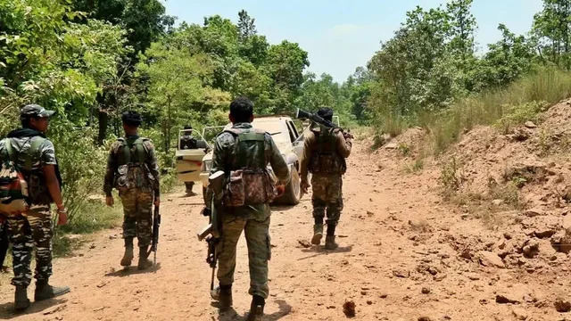 jharkhand-news-who-was-vivek-naxalite-carrying-rs-1-crore-bounty-killed-in-bokaro-encounter