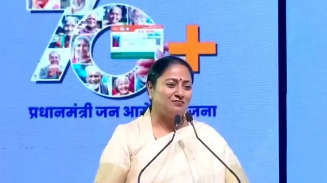 ayushman-bharat-vay-vandana-yojana-delhi-cm-launches-scheme-to-provide-free-treatment-up-to-rs-10-lakh-for-senior-citizens-know-other-details