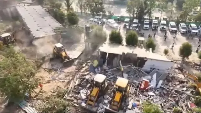 gujarat-ahmedabad-municipal-corporation-demolishes-illegal-bangladeshi-settlement-near-chandola-lake-watch