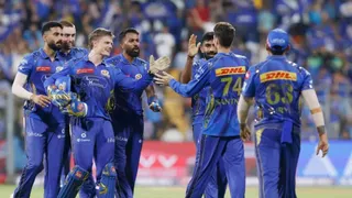 rr-vs-mi-2025-score-and-updates-ipl-rajasthan-royals-vs-mumbai-indians-match-scorecard-sawai-mansingh-stadium-jaipur-pitch-report-riyan-parag-hardik-pandya-lb