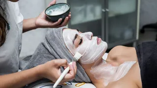Tired Of Oily Skin? 3 Simple, Natural Homemade Facials To Control Oil And Clear Skin Fast