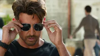 War 2 Scene Leaked: Hrithik Roshan's Crucial Sword Fight Scene Breaks Internet; Check Reactions