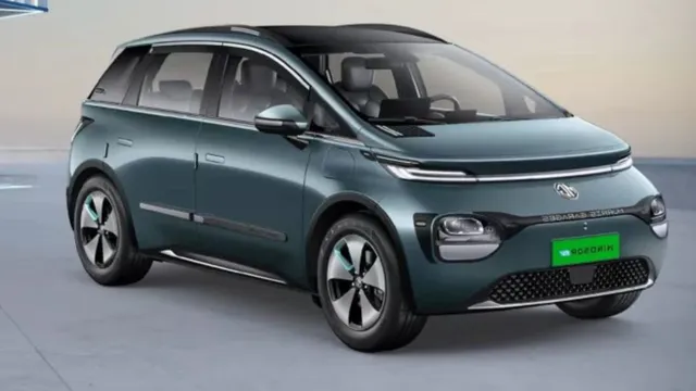 mg-windsor-pro-ev-crosses-8000-bookings-prices-hiked-by-rs-60000
