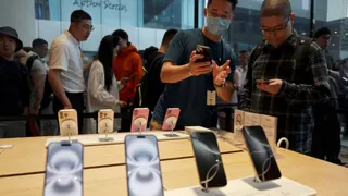iPhone Users Alert: Apple Faces Trump Administration Scrutiny Over AI Deal With China's Alibaba | Report