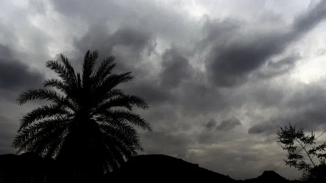 jharkhand-weather-imd-issues-rain-storm-alert-for-ranchi-daltonganj-other-districts-for-next-2-days-check-forecast
