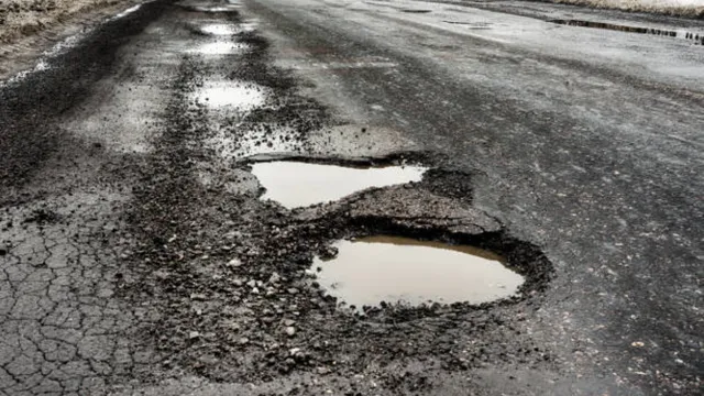 why-should-i-suffer-bengaluru-man-serves-notice-to-bbmp-demands-50-lakh-for-trauma-from-broken-roads
