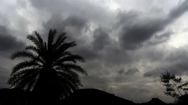 jharkhand-weather-forecast-imd-alert-for-heavy-rain-in-dumka-dhanbad-other-districts-ranchi-to-see-showers-on-may-24-25