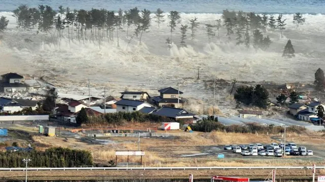 july-2025-disaster-prediction-by-manga-mystic-sparks-travel-boycotts-govt-response-in-japan