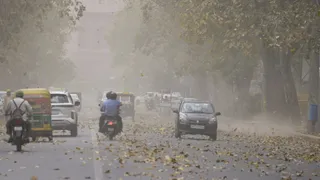 Delhi Weather: Light Rain With Strong Winds Expected In Next Few Hours Across NCR; Check IMD Forecast