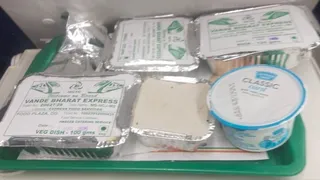 Chennai Vande Bharat Trains Drop Non-Veg Breakfast; IRCTC Faces Passenger Backlash