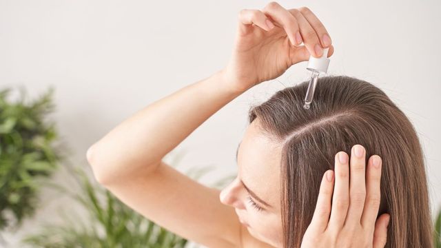 unlock-the-right-ways-to-apply-oil-for-stronger-longer-hair