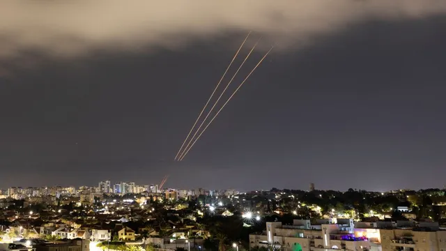 israel-conducts-preemptive-attack-on-iran-us-denies-role-urges-restraint