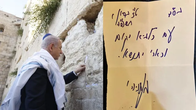 operation-rising-lion-rise-up-as-lioness-benjamin-netanyahu-mysterious-note-at-western-wall-before-attacking-iran-heres-what-it-means