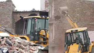 Delhi: Authorities Hold Demolition Drive In Ashok Vihar, Wazirpur Amid Heavy Police Deployment