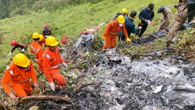 kedarnath-helicopter-crash-fir-registered-aviation-ministry-and-dgca-issue-statement-check-what-action-taken-so-far