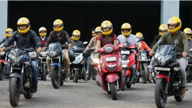 karnataka-bike-taxi-ban-commuters-witness-sudden-auto-fare-hike-in-bengaluru-seek-govt-intervention