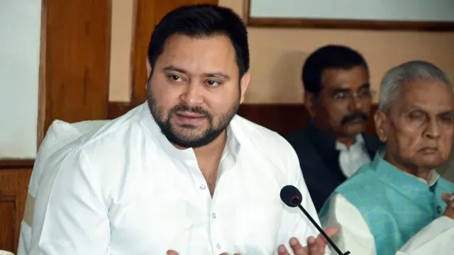 bullets-fired-near-tejashwi-yadavs-residence-in-patna-rjd-leader-chides-nitishled-nda-govt-over-law-and-order