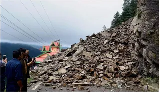Himachal Weather: Heavy Rain Triggers Landslides, Dharmshala-Gaggal Road Connecting Airport Closed
