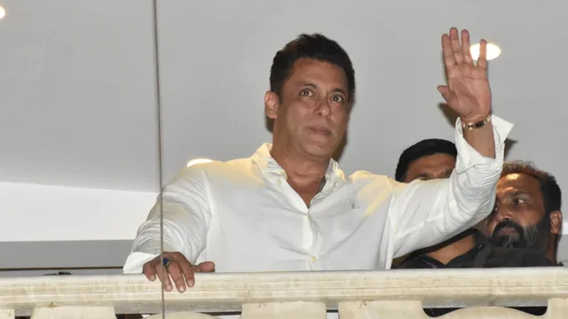 salman-khan-shares-shocking-details-of-woman-entering-his-home-breaching-security-she-rang-the-doorbell-and