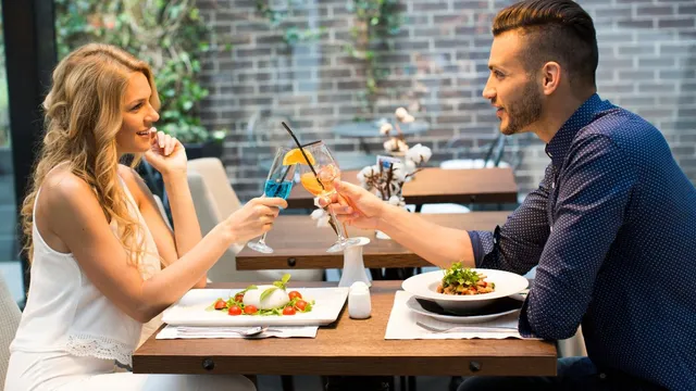 what-is-relationship-anarchy-is-this-no-rule-dating-trend-the-cure-for-loneliness
