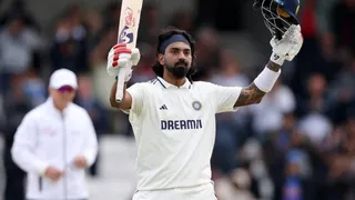 ind-vs-eng-1st-test-polyglot-kl-rahul-impresses-fans-yet-again-dinesh-karthik-points-it-out-during-commentary
