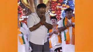 samik-bhattacharya-new-west-bengal-bjp-chief-why-bjp-picked-him-ahead-of-crucial-2026-elections-against-mamata-tmc