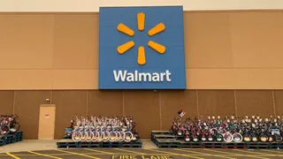 us-independence-day-july-4-what-open-and-closed-on-july-4th-is-walmart-open-today