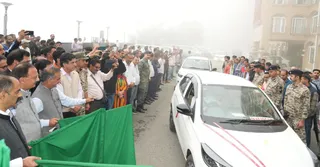 CM Sukhu Flags Off 20 E-Taxis In Shimla Under Self-Employment Scheme For Youth