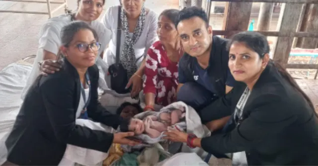 army-doctor-delivers-baby-on-jhansi-railway-platform-using-pocket-knife-hair-clips-and-dhoti-in-pics