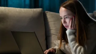 What Is The 10-10-10 Rule? A Simple Eye Care Routine For Mobile And Laptop Users