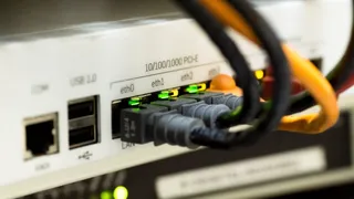 Japan Breaks Record With It's New Internet Speed Of 1.02 Petabytes Per Second! When Will You Get To Experience It?