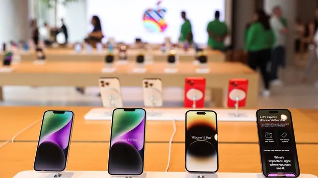 new-iphone-17e-macbooks-ipads-apple-could-launch-it-all-in-early-2026
