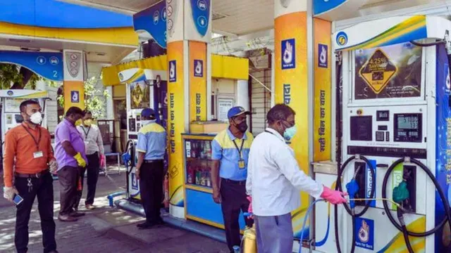 petrol-diesel-price-today-omcs-announce-fresh-update-for-july-17-check-citywise-rate-here