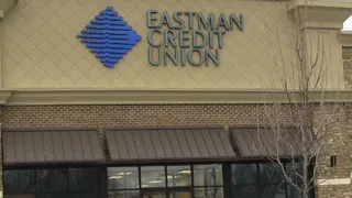 couple-caught-on-camera-in-explicit-act-at-us-bank-video-goes-viral-company-responds