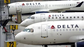Delta Flight Chaos: Plane Full Of Passengers Nearly Hits US B-52 Bomber, Pilot Shares Chilling Ordeal | Video
