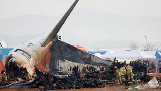 Jeju Plane Crash: Pilots Shut Down ‘Wrong Engine’ Before Fatal Boeing 737 Accident In South Korea, Report Claims