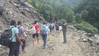 Kedarnath Yatra Resumes After Road From Sonprayag To Gaurikund Gets Cleared; Check Uttarakhand Weather Forecast