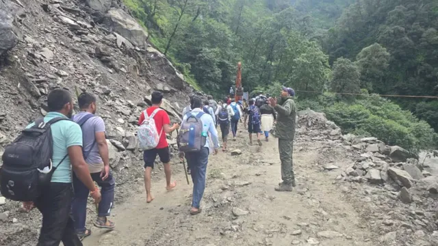 kedarnath-yatra-resumes-after-road-from-sonprayag-to-gaurikund-gets-cleared-check-uttarakhand-weather-forecast