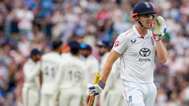ind-vs-eng-michael-vaughan-rips-into-england-for-panicking-on-day-5-of-oval-test-says-needed-one-partnership