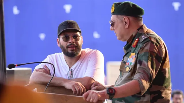 who-is-sarzameen-director-kayoze-irani-meet-boman-irani-son-who-quit-acting-to-pursue-filmmaking