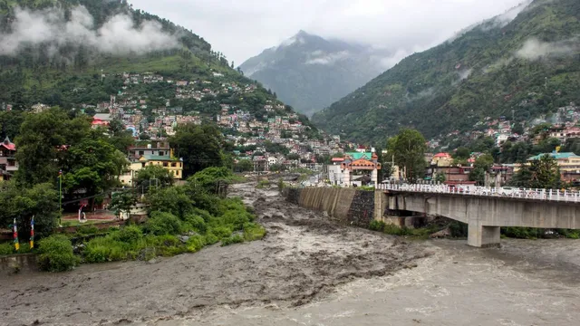 himachal-weather-heavy-rainfall-disrupts-roads-power-and-water-supplies-death-weather-news