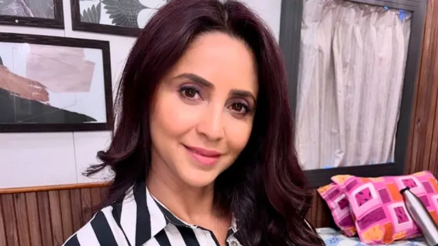 gautami-kapoor-trolled-over-sextoy-for-daughter-16th-birthday-remark-netizens-say-moral-degradation-of-culture