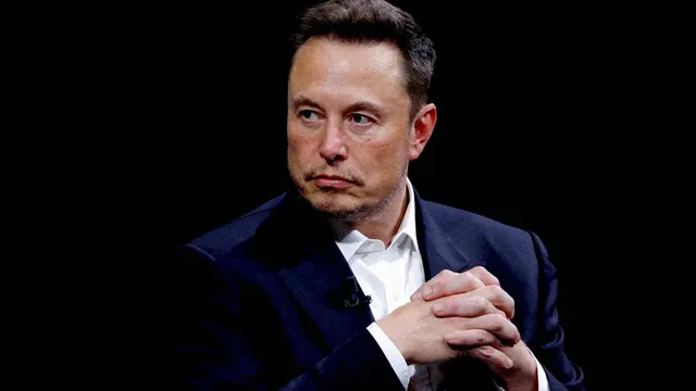 gpt5-arrives-with-major-upgrades-but-elon-musk-claims-grok-is-smarter