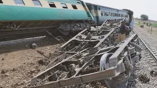 pakistan-faces-terrorists-cowardly-act-as-ied-blast-hits-jaffar-express-in-balochistan