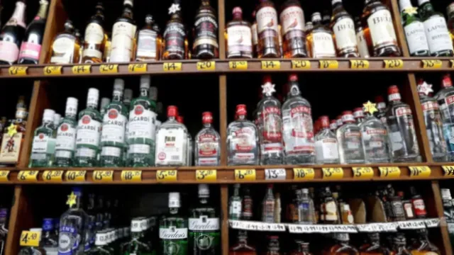 kerala-liquor-sales-may-go-digital-state-body-recommends-online-orders-home-delivery