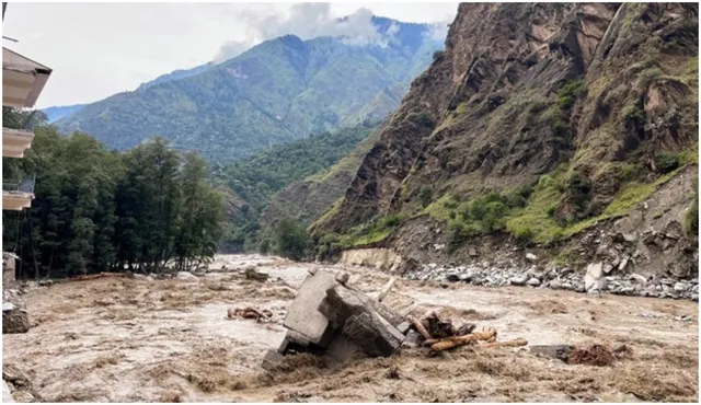 himachal-pradesh-weather-cloudburst-hits-mayad-valley-in-lahaul-spiti-bridges-washed-away